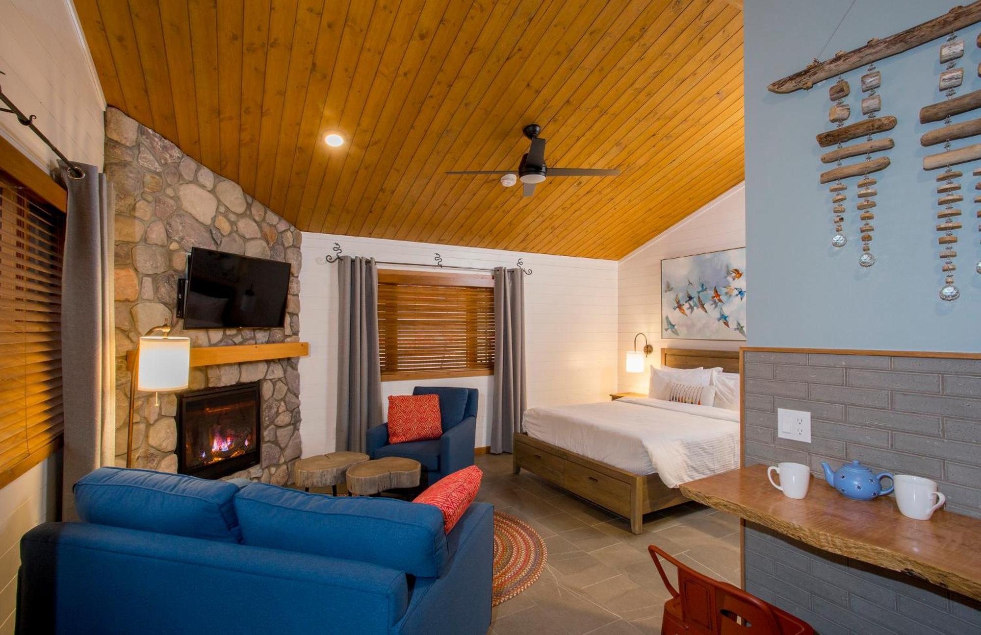 Bear Hill Lodge Jasper Bagian luar foto