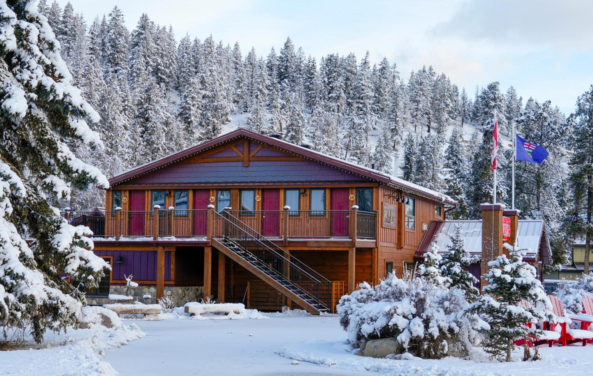Bear Hill Lodge Jasper Bagian luar foto